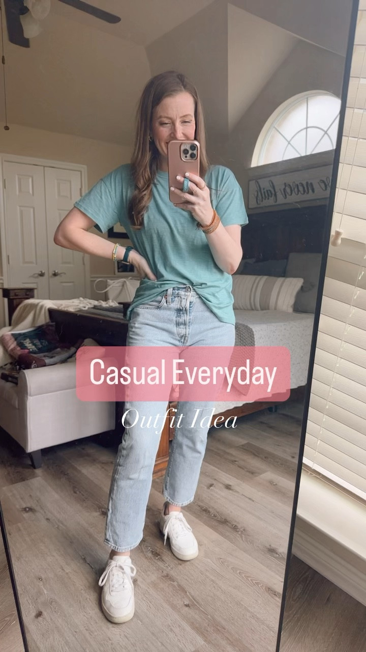 Maurice’s Texas top Levi’s straight jeans Veja sneakers 

#LTKVideo #LTKFindsUnder50 #LTKStyleTip