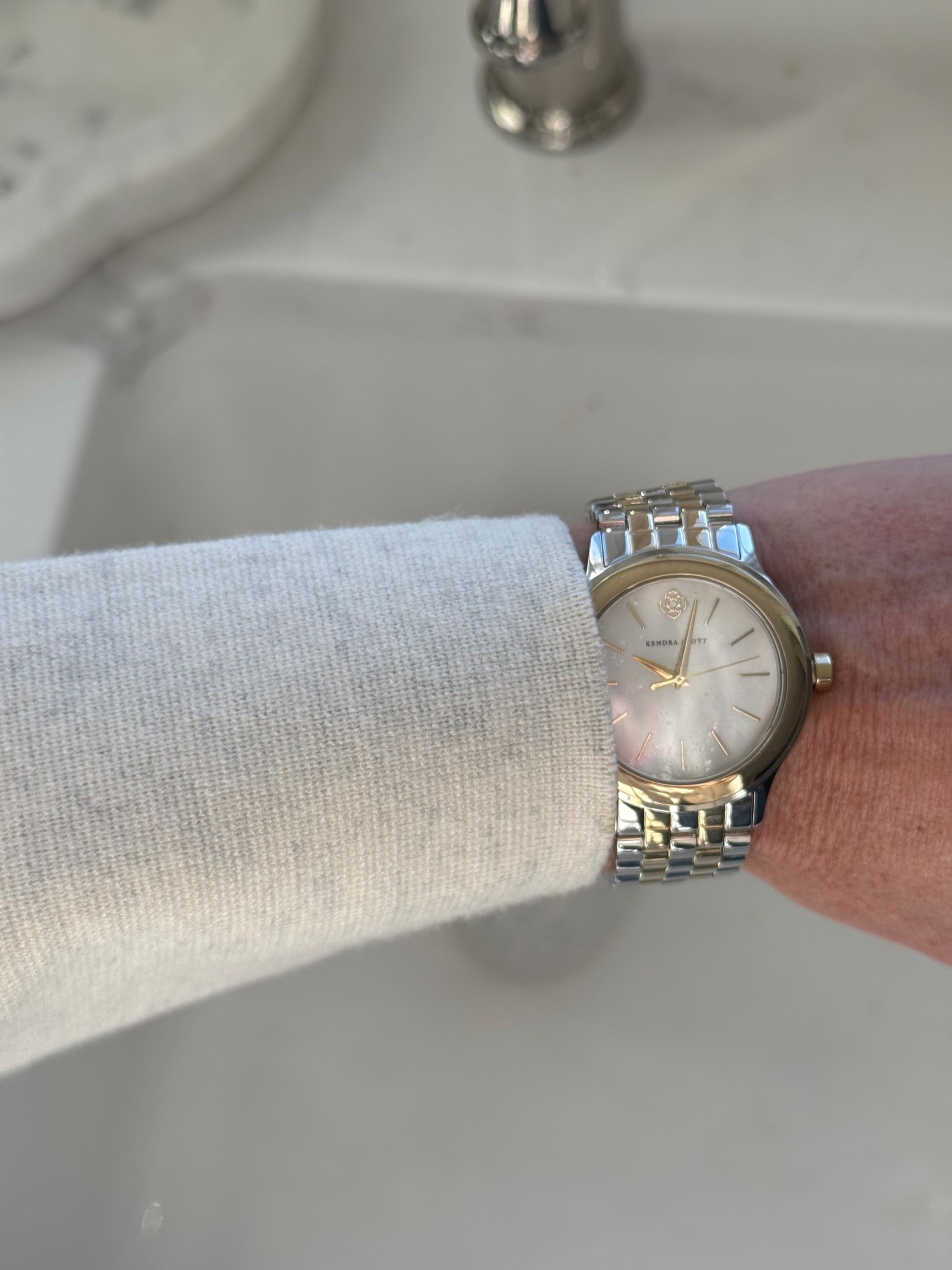 Sharing my new gorgeous watch🤍 It’s such a pretty two tone and I get so many compliments on it!

#LTKdayinmylife #LTKBeauty #LTKselfcare