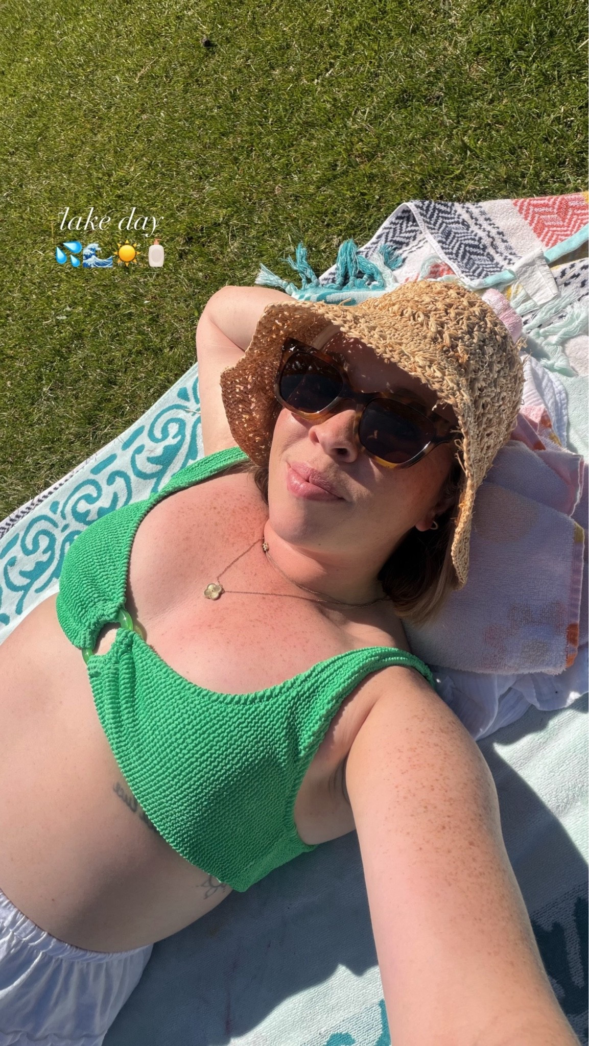 Lake Day 💚🌊☀️ Wearing a size Medium in everything

#LTKootd #LTKSwim #LTKMidsize