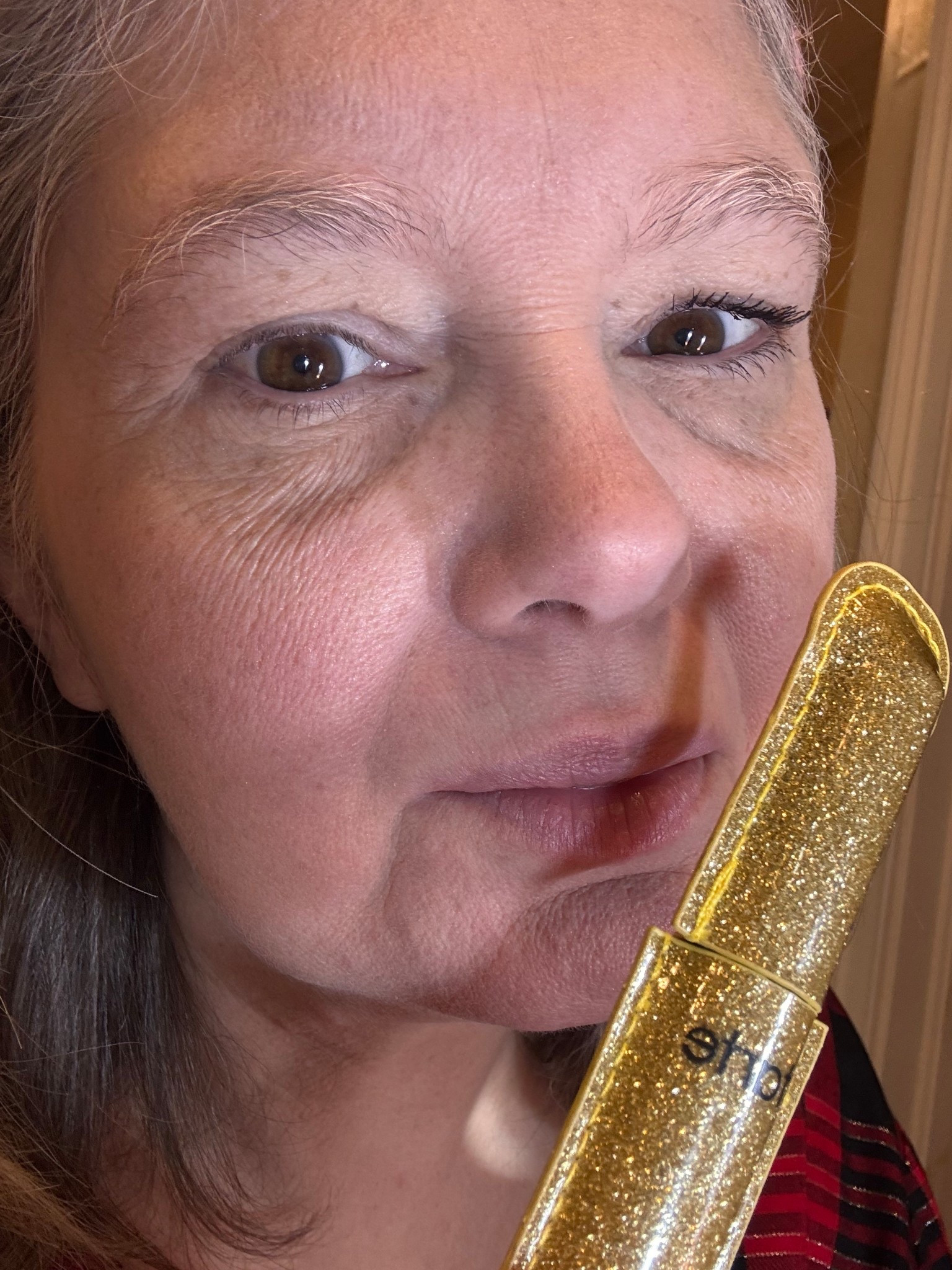 Obsessed with this 360° magnification wand. Separates and volumizes like a dream. ✨ What a difference the right mascara makes! #tartemascara #tartecosmetics #tartelightscameralashes #lightscameralashes #tartemascara #4in1mascara #crueltyfreemakeup #veganbeauty #lashgoals #mascarareview #makeupreview #longlashes #volumizingmascara #makeupoftheday 

#LTKBeauty #LTKgrwm #LTKOver40