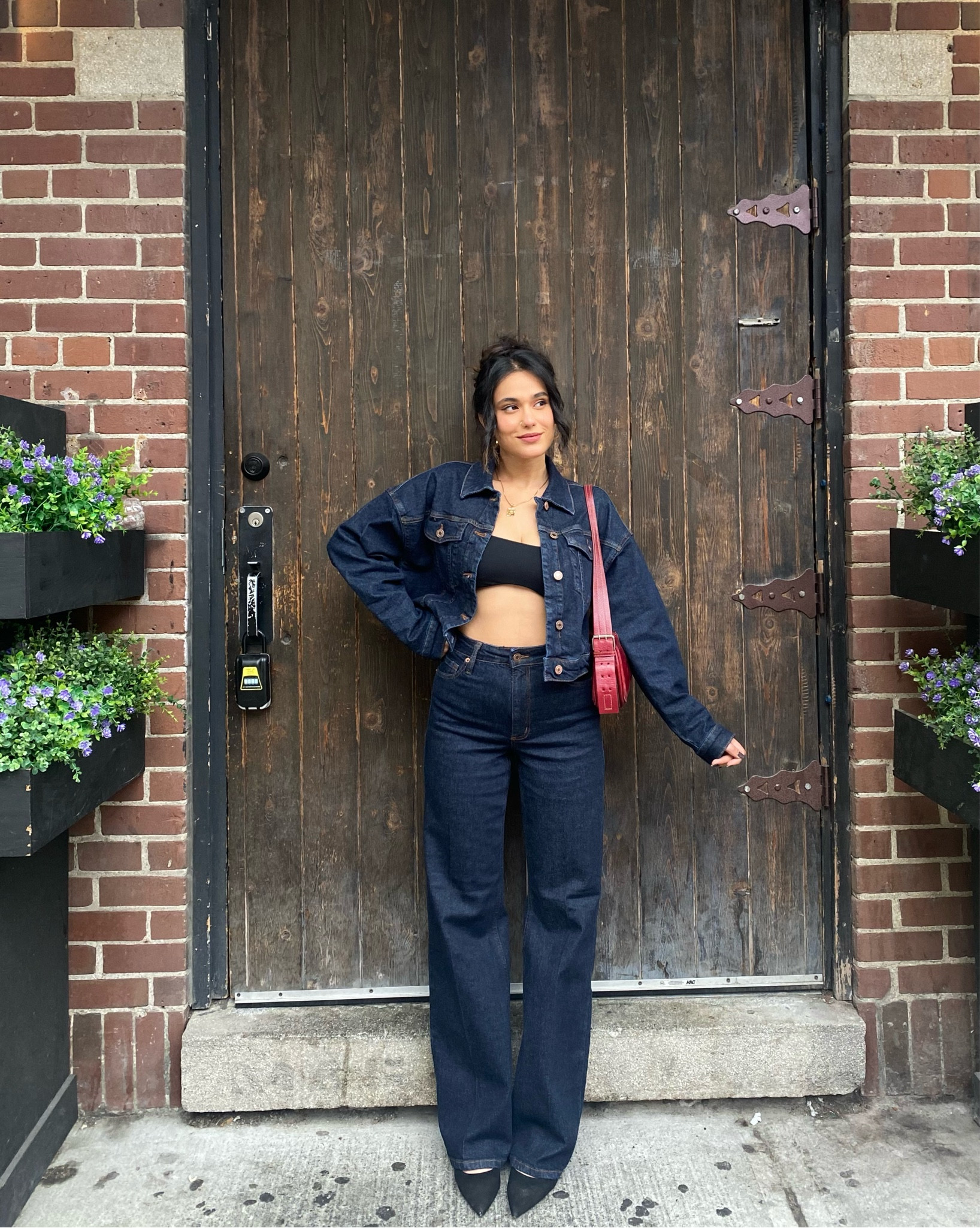 Icon Denim Jacket With Washwell™ curated on LTK  Joggers outfit,  Athleisure outfits, Jacket outfit women