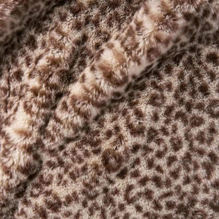 Better Homes & Gardens Leopard Faux Fur Oversized Throw, 50 in x 72 in | Walmart (US)