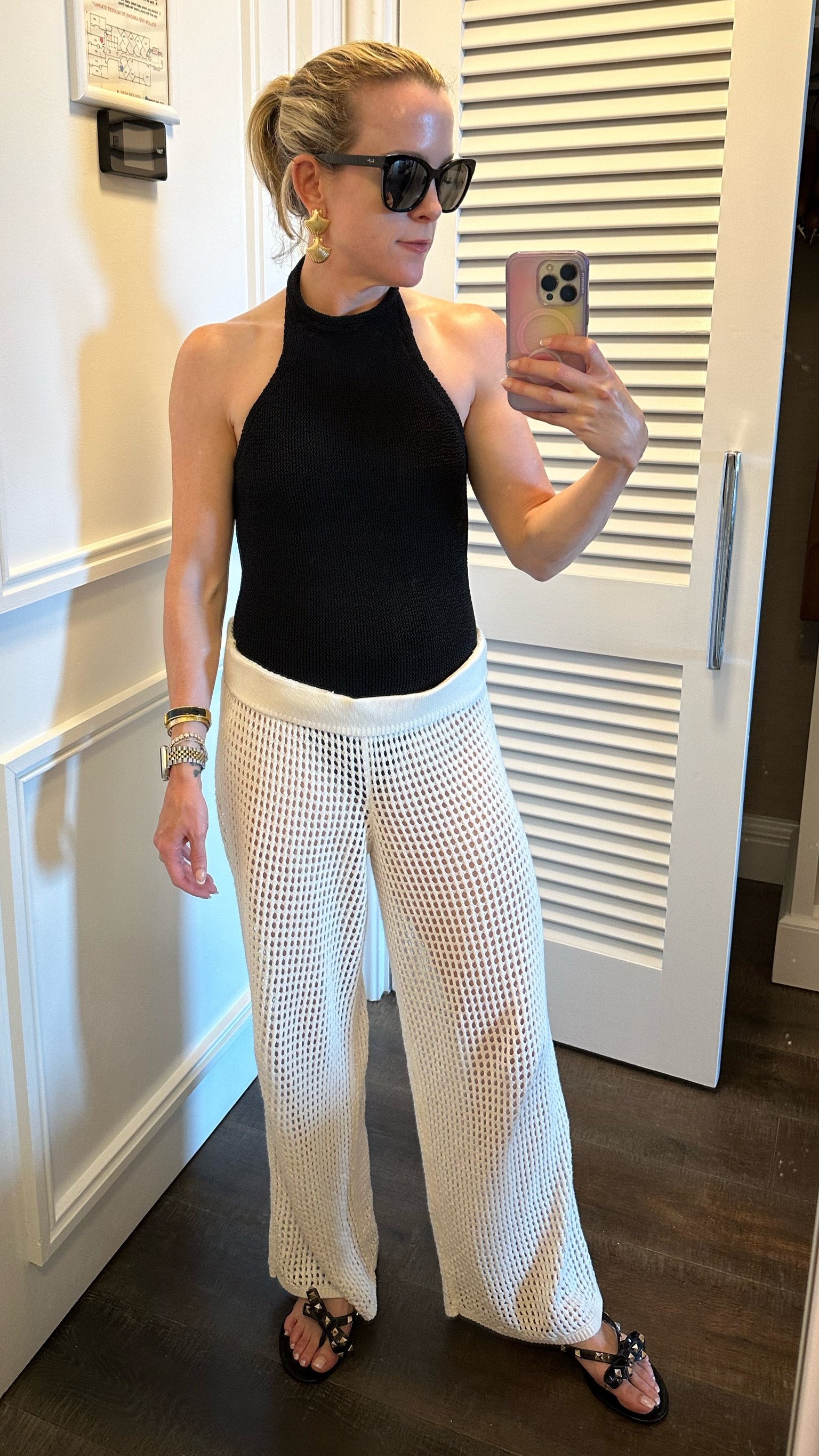 Summer vacation look 😎 Got lots of compliments and was great for lounging by the pool with the kids

#LTKSeasonal #LTKSwim