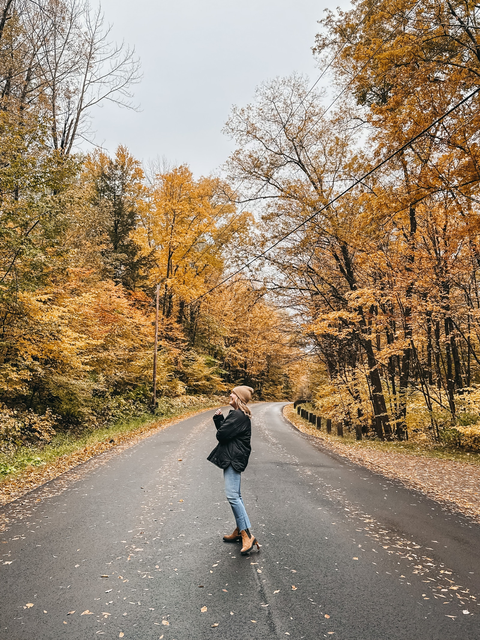 The best water resistant boots - perfect for fall walks

Fall outfit idea
Weatherproof boot
Rainy day look 

 #LTKSeasonal #LTKTravel