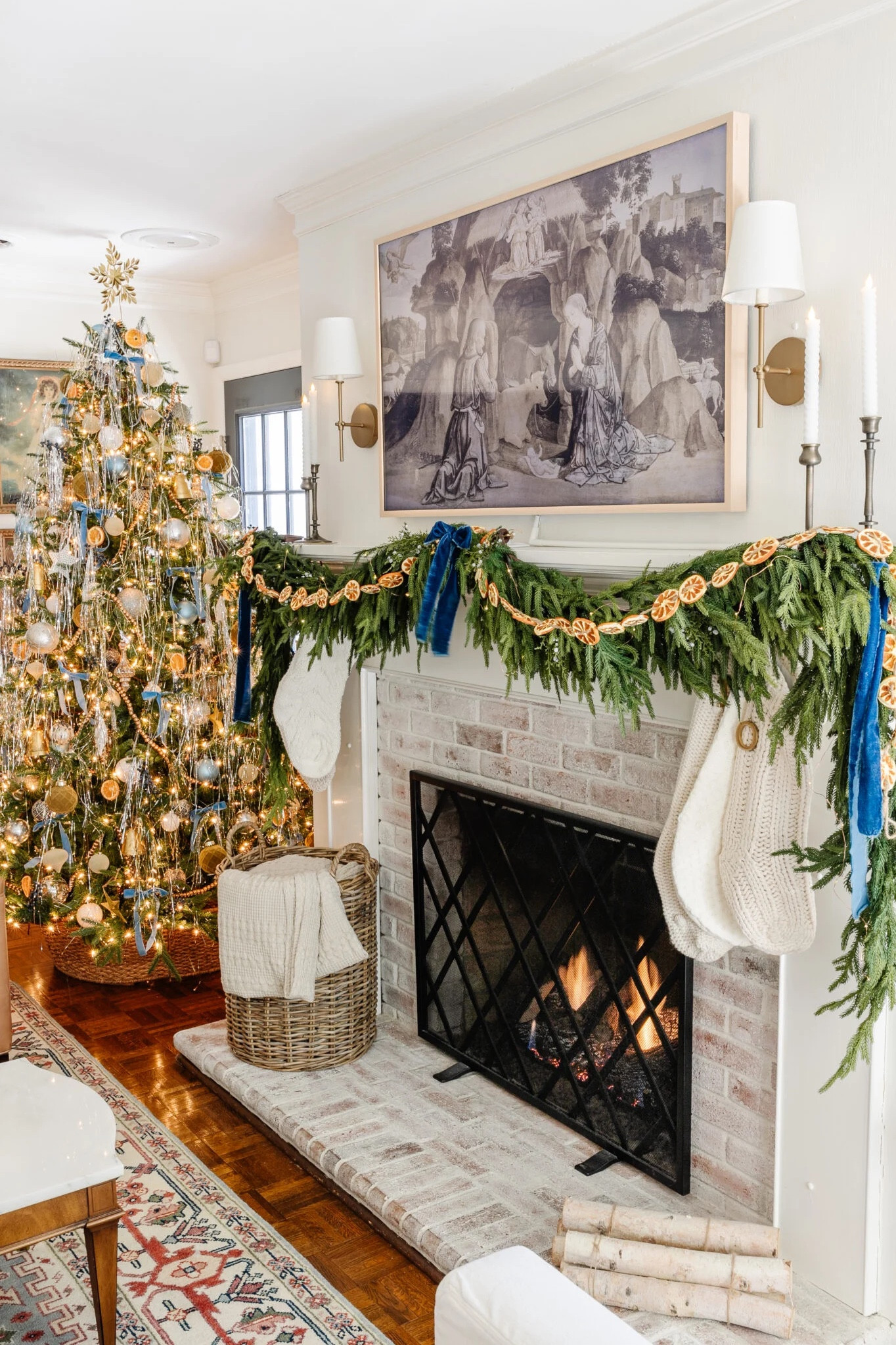 ✨ A simple but sweet Christmas mantel ✨ 



#LTKSeasonal #LTKhome #LTKHoliday