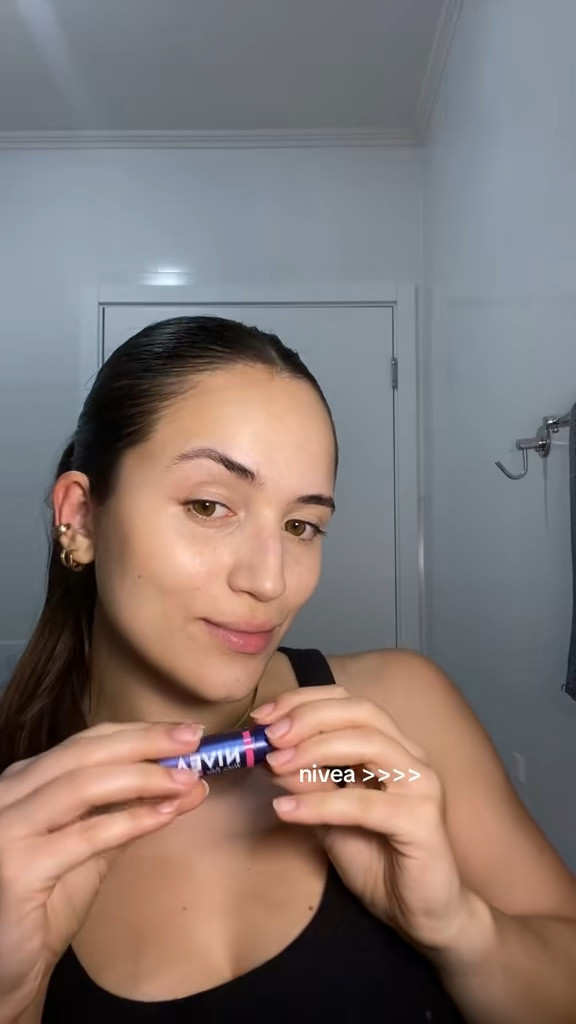 melhor hidratante labial, blush (e até sombra) do 🇧🇷!!! nivea faz tudo! 

#LTKbrasil #LTKbeauty