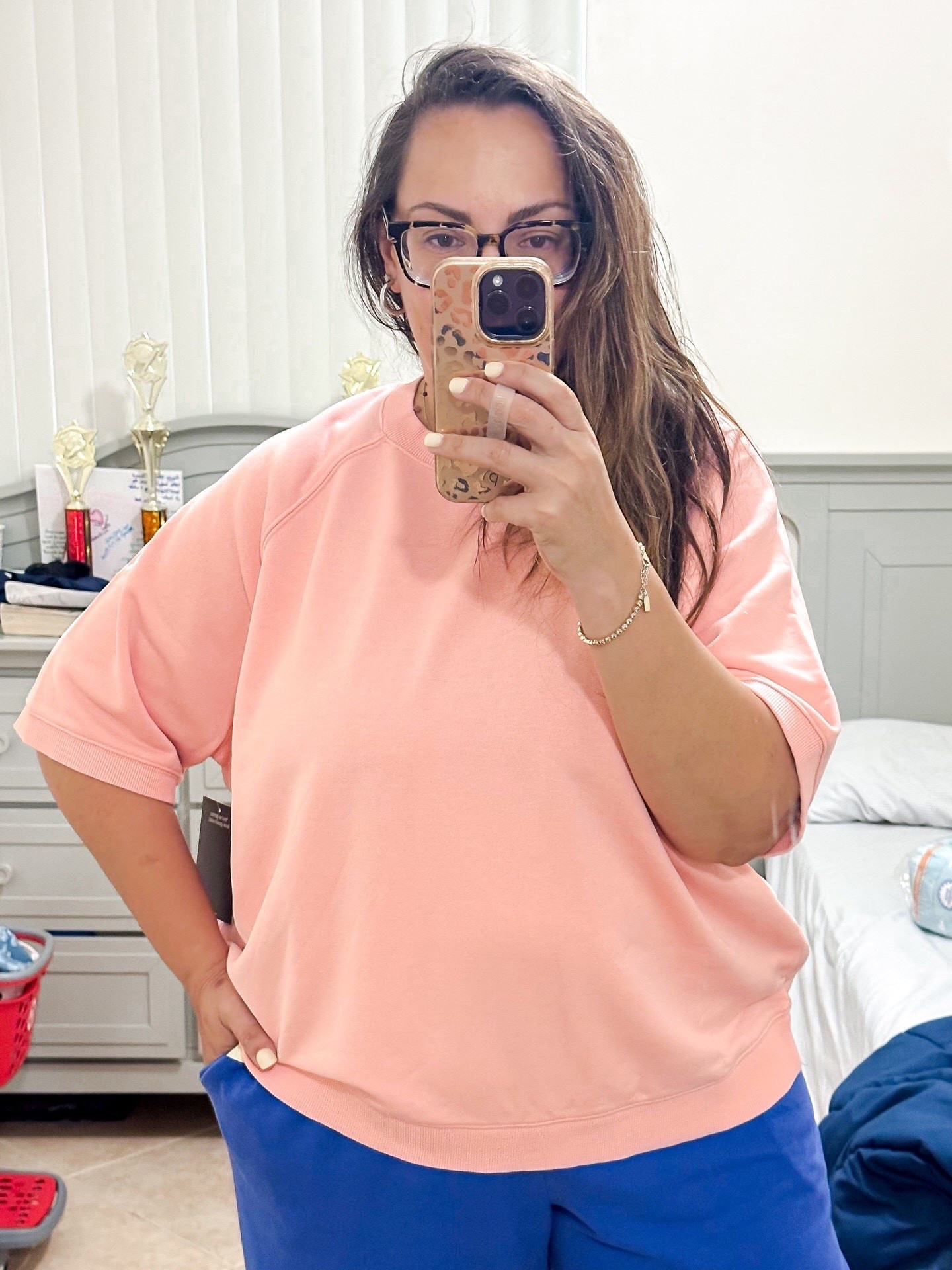 short sleeve sweatshirt 🍑🤎 size down! @nuuds 