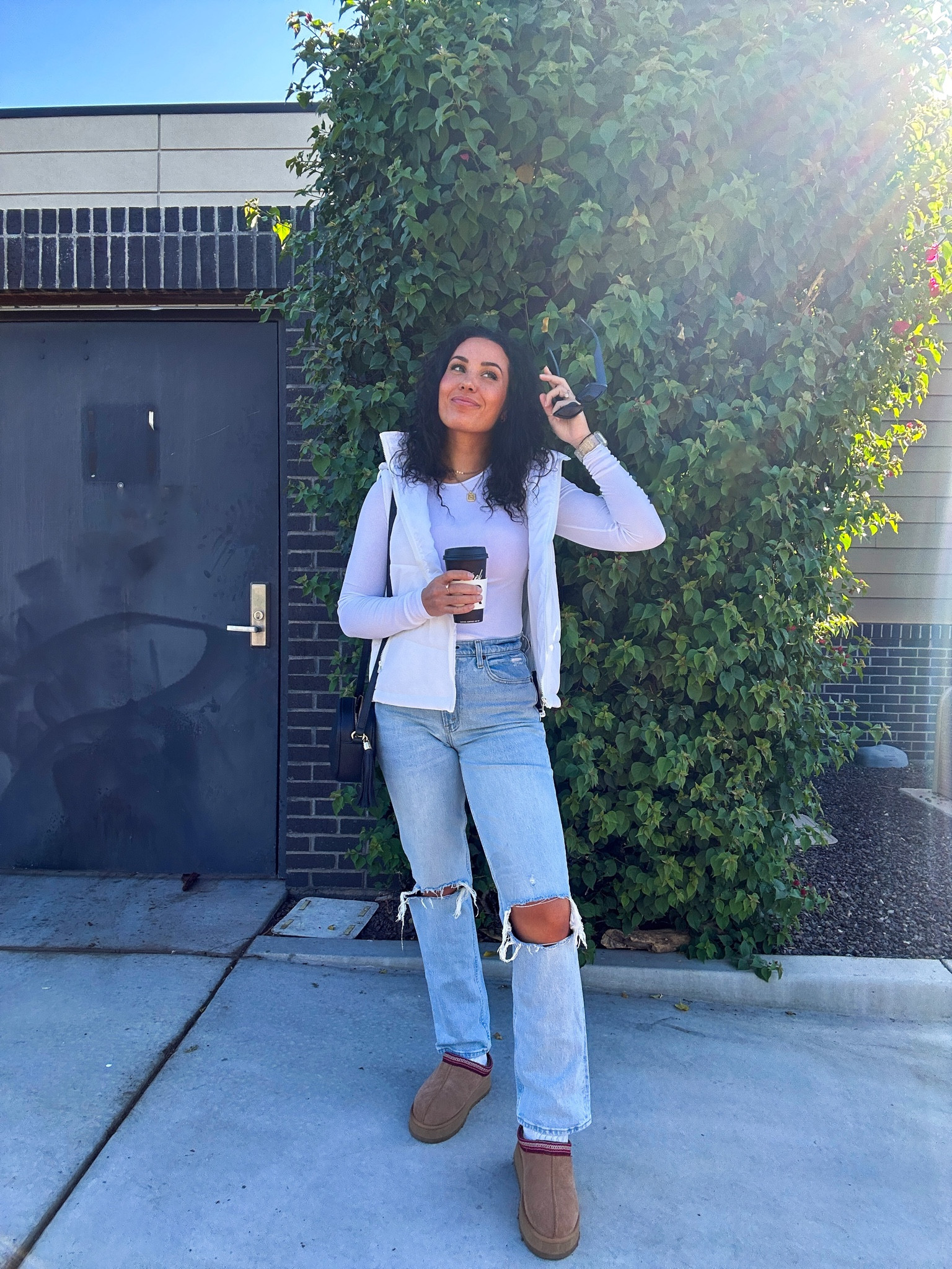 This outfit 🤍👌🏽 early fall , fall outfit , fall transition outfit , Amazon outfit , Abercrombie denim, white puffer vest outfit , neutral fall outfit , affordable outfit , dhgate Uggs , dh gate dupe 

All TTS- denim curve love 27L , vest: medium , Uggs: 41 European (could have maybe gone to a 42 for thick socks)

#LTKSeasonal #LTKstyletip #LTKU