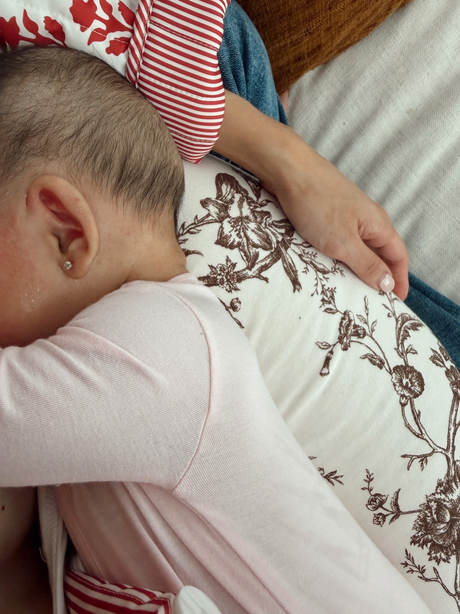 Bamboo one piece pajama that we love for our little girl! Comes in a variety of colors and she’s wearing the gentle pink. Comes in toddler sizing too! 

#LTKootd #LTKBaby