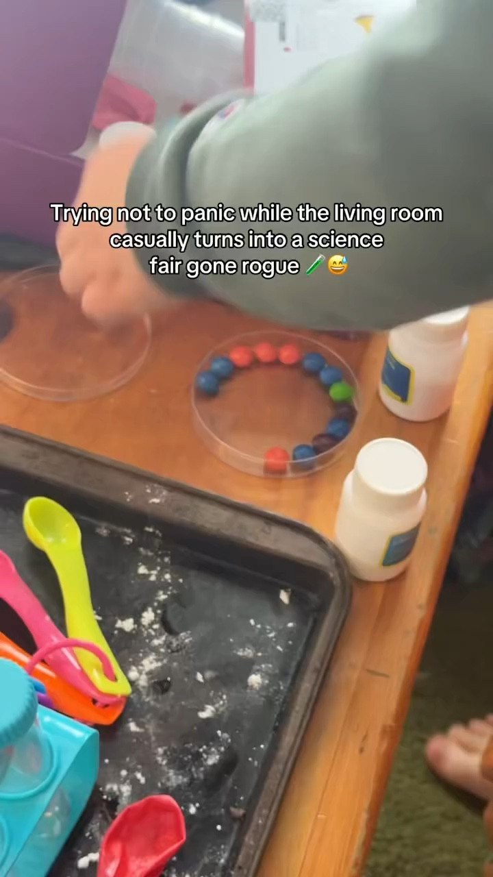 This is your sign to let them make the mess… I’ll deal with the consequences later

#kidsactivities #learningthroughplay #momlife #messyhouse #realmomlife