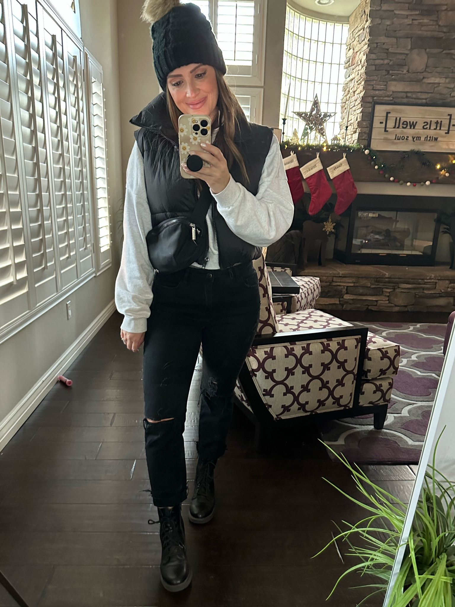 Date Night out to a hockey game🏒✨🥅! What I wear. I sized up a size in the sweatshirt for length. 

#LTKHoliday #LTKstyletip #LTKSeasonal