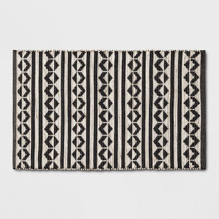 2'6"X4' Geometric Woven Accent Rugs Black - Project 62™ | Target