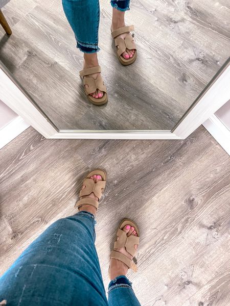 A must have sandals for the summer.. 

These have the perfect amount of support + cushion to keep your dogs from barking! Such a cute style and a look for less as well. 

#LTKStyleTip #LTKFindsUnder50 #LTKShoeCrush