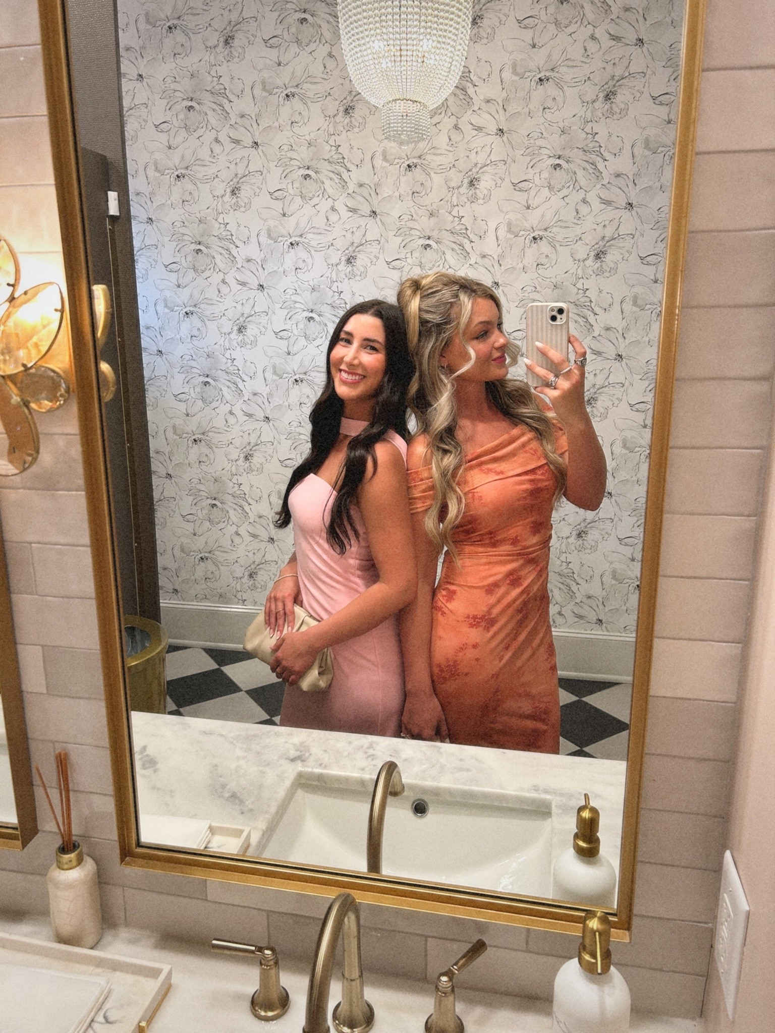 Summer & spring wedding guest dress

#LTKWedding #LTKSeasonal #LTKootd