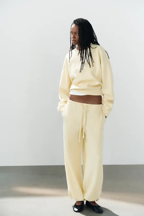BASIC FLEECE SWEATSHIRT | Zara Canada