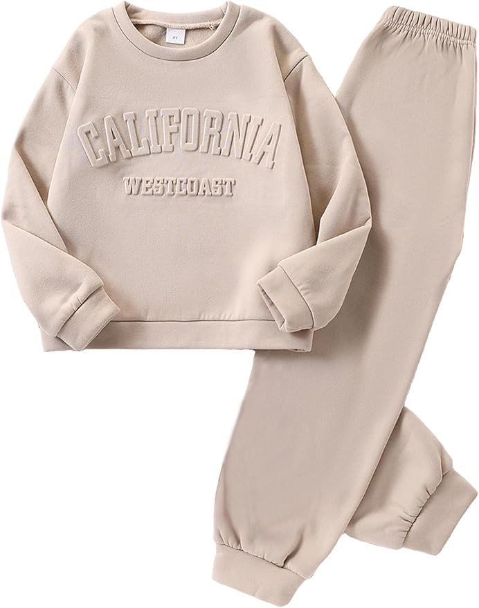 Yvowming 8-12Y 2 Piece Girls Clothes Outfits Sweatsuit Sets Oversized Sweatshirt and Baggy Sweatp... | Amazon (US)