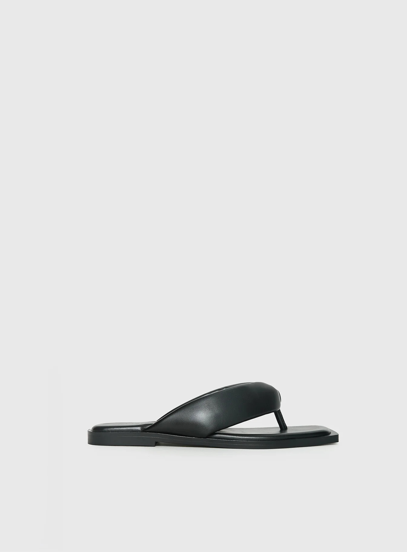 Rylin Puff Thong Sandals Black | Princess Polly US