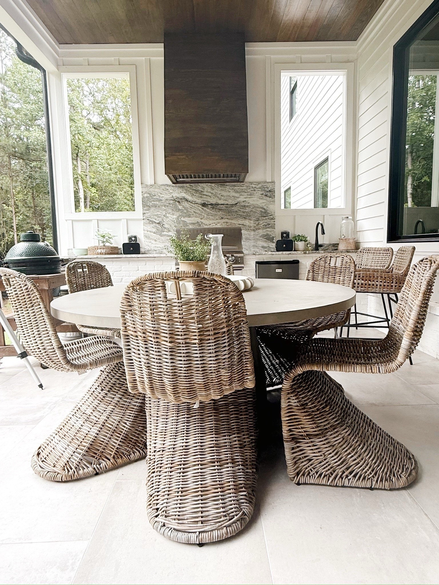 🤍 When outdoor living feels like a natural extension of your home. This Modern Classic design makes every gathering unforgettable.

Do you want to bring our dreamy Modern Classic style interior design into your own home? 🏡 You’re in luck! Reserve our Online Interior Design packages today -> https://porcheandco.com/edesign ✨ We can’t wait to work with you & design your home with #porcheandco

#porcheandco #modernclassichome #neutraloutdoorstyle #patioinspiration #alfrescoelegance #moderndecorvibes #homedesignlove #neutraldecorliving #timelessmoderndesign #edesign



#LTKHome #LTKvlog #LTKSeasonal