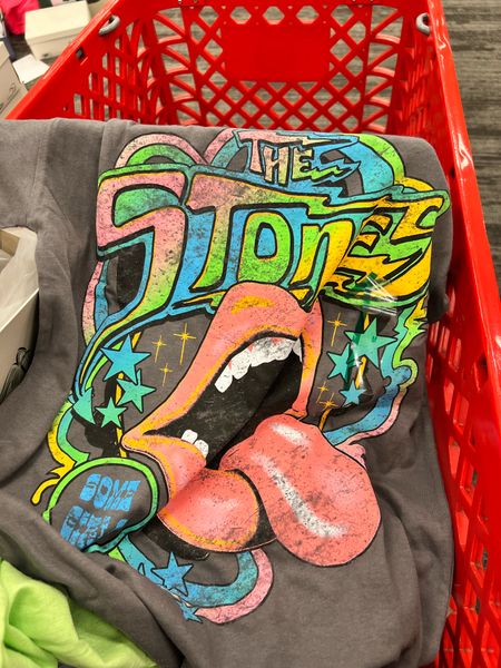 I love a good graphic tee! Love the colors in this one. I got a medium  

#LTKStyleTip #LTKFindsUnder50