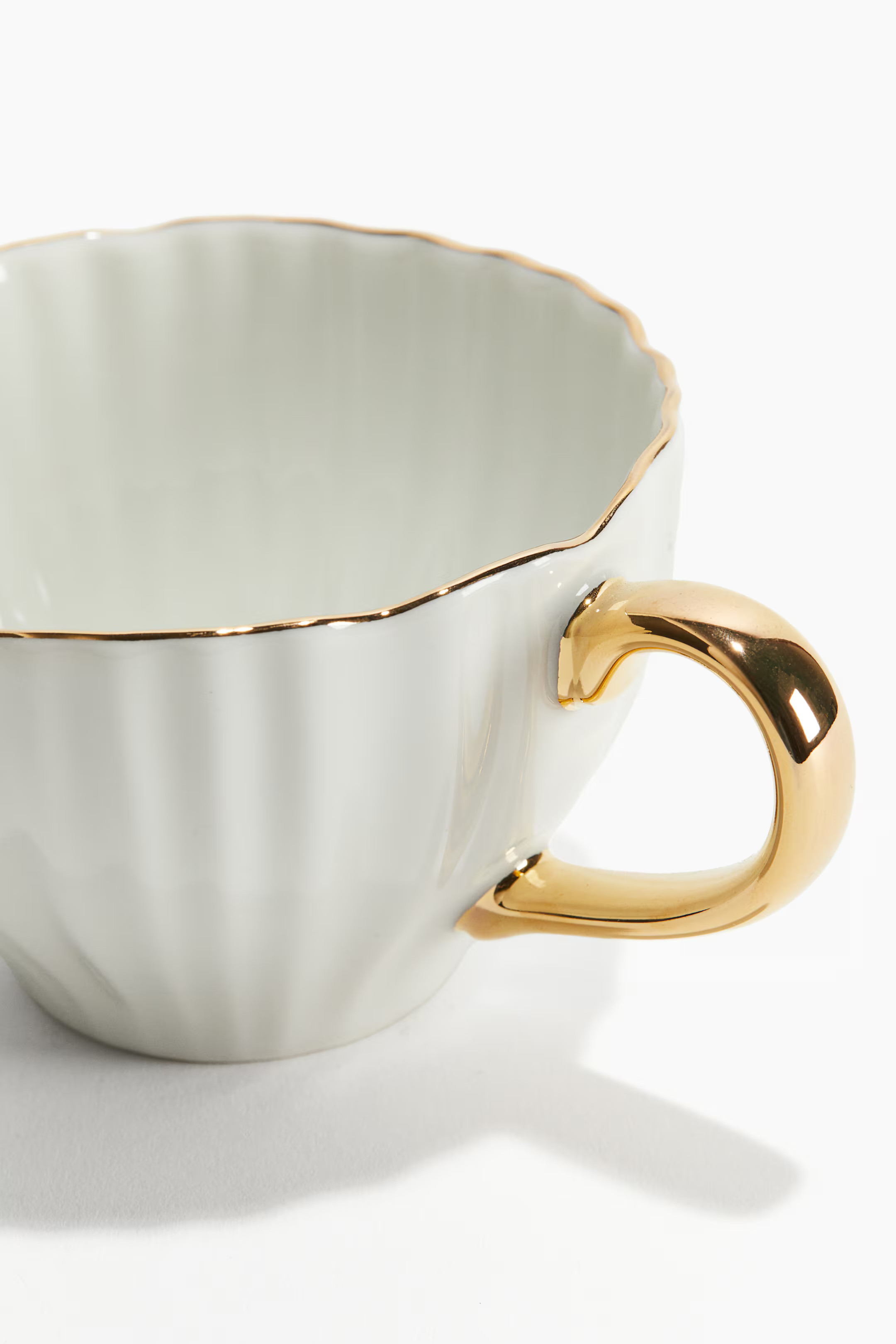 Porcelain cup | H&M (UK, MY, IN, SG, PH, TW, HK)