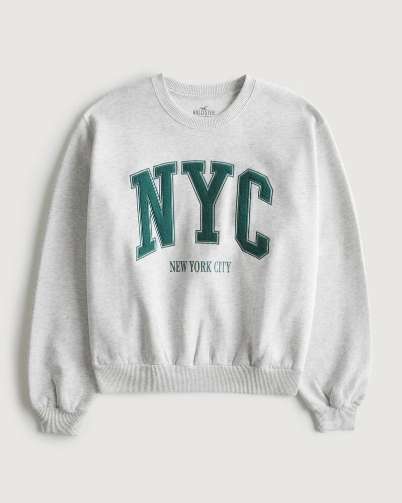 Women's Oversized New York City Graphic Crew Sweatshirt | Women's Clearance | HollisterCo.com | Hollister (US)