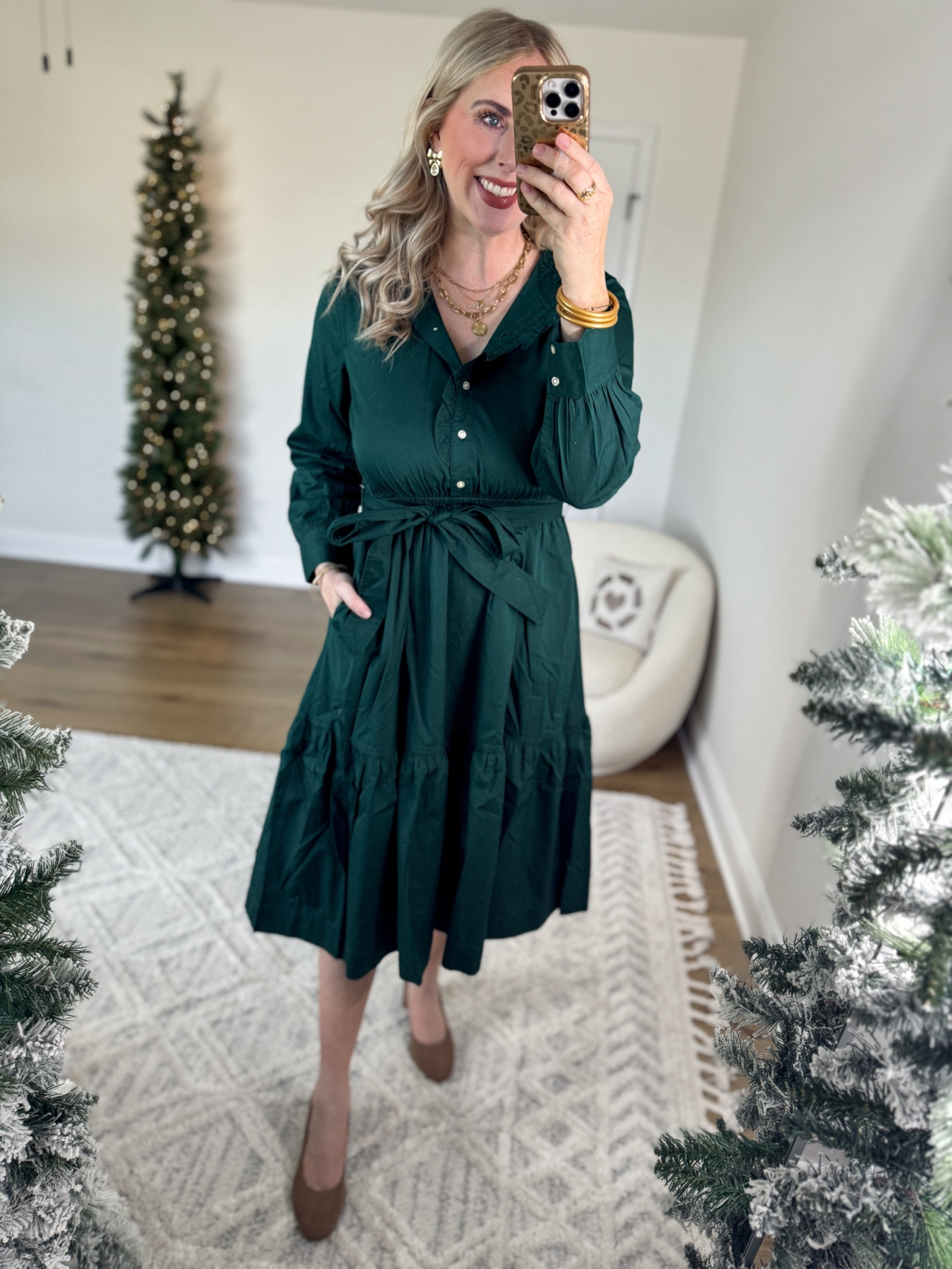 Weekend Walmart Wins try on
Green midi dress- medium 
Faux suede pumps 

#LTKFindsUnder50 #LTKHoliday #LTKStyleTip