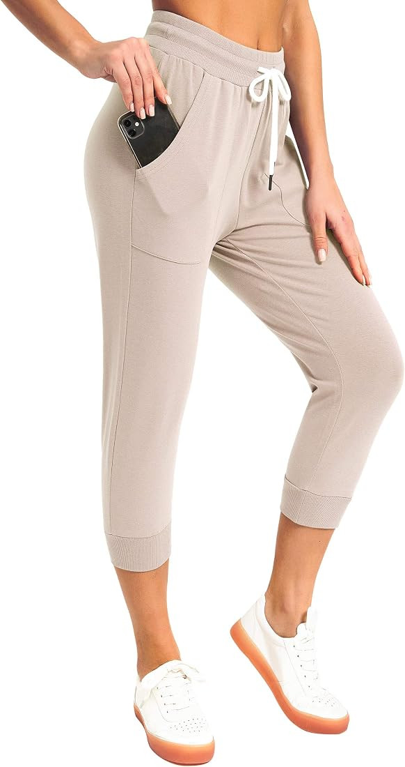 SPECIALMAGIC Women's Sweatpants Capri Pants Cropped Jogger Running Pants Lounge Loose Fit Drawstr... | Amazon (US)
