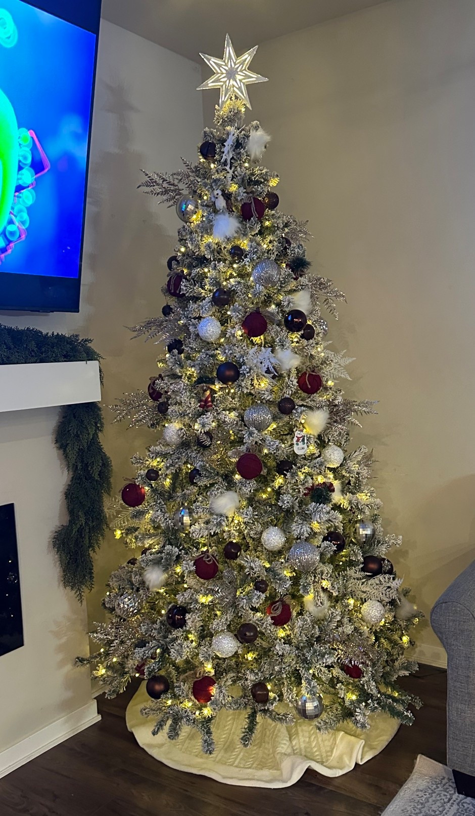 King of Christmas has such pretty Christmas trees! 

#LTKSeasonal #LTKHome #LTKHoliday