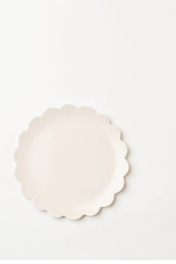 Petal Dinner Plates, Set of 4 | Rachel Parcell