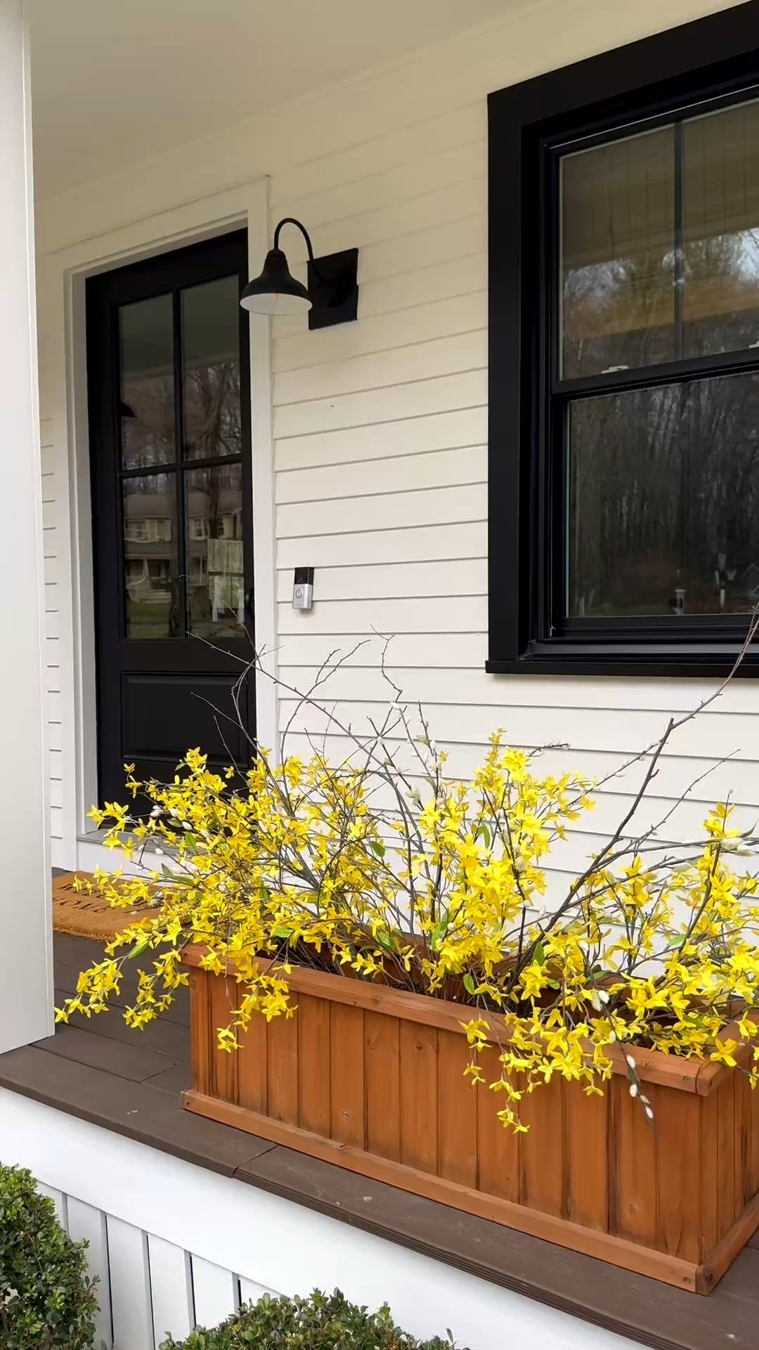 Adding faux forsythia and willow sticks is my easy go to for spring 😍👌🏻

#LTKU #LTKHome #LTKSeasonal