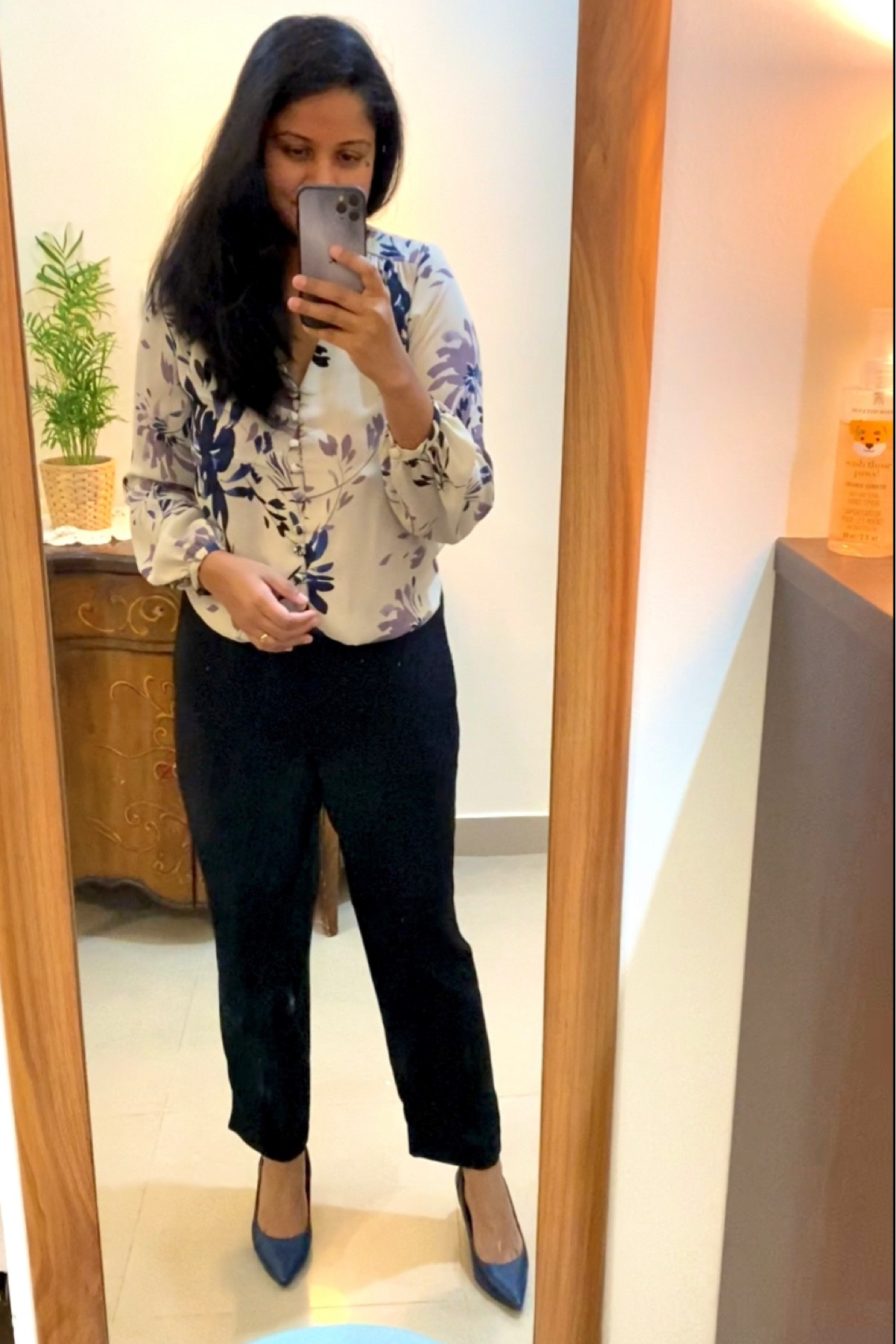 Work blouse outfit .. the one I’m wearing is sold out but I’ve link similar styles. 

#LTKworkwear #LTKCyberweek #LTKSeasonal