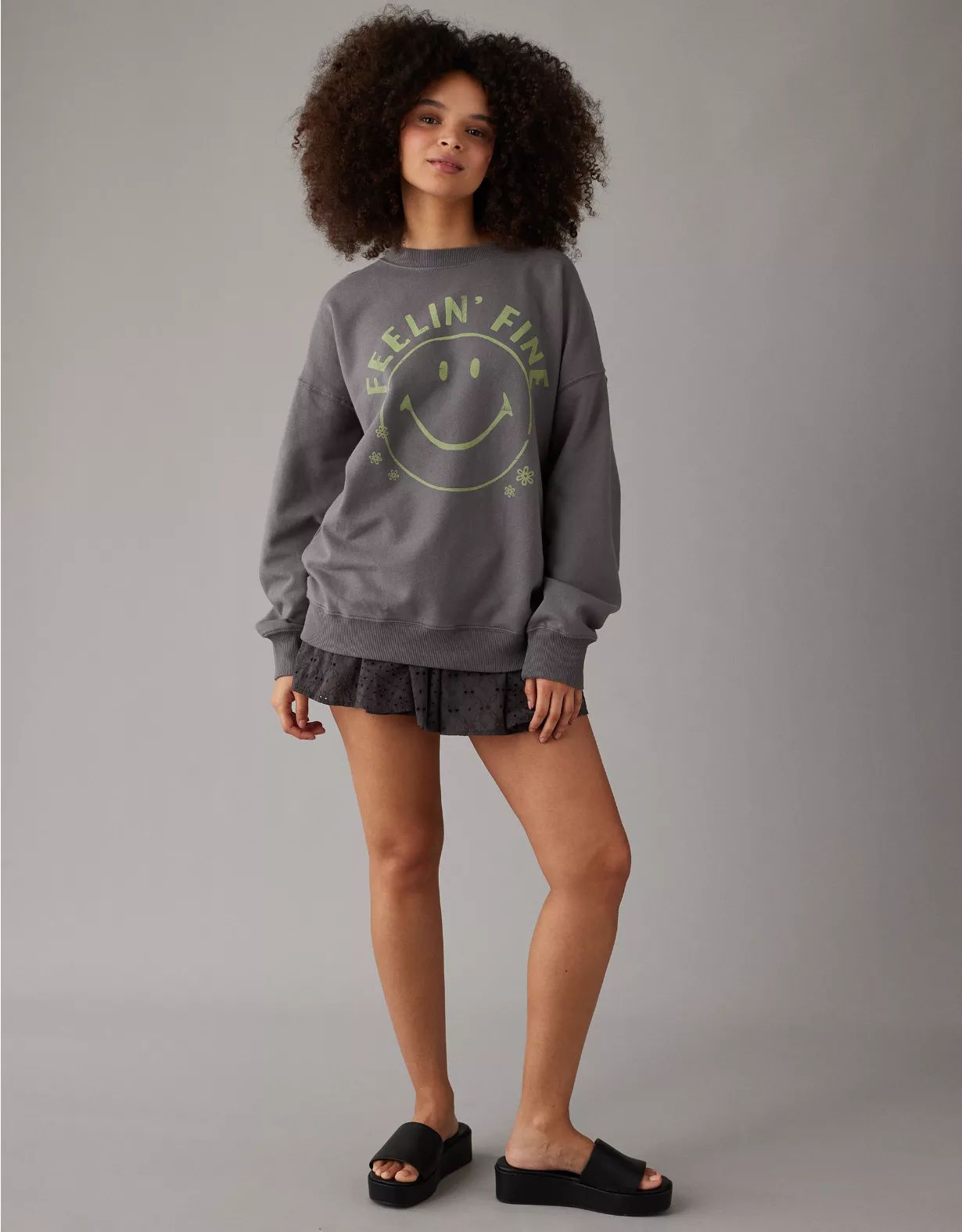 AE Oversized Smiley Graphic Sweatshirt | American Eagle Outfitters (US & CA)