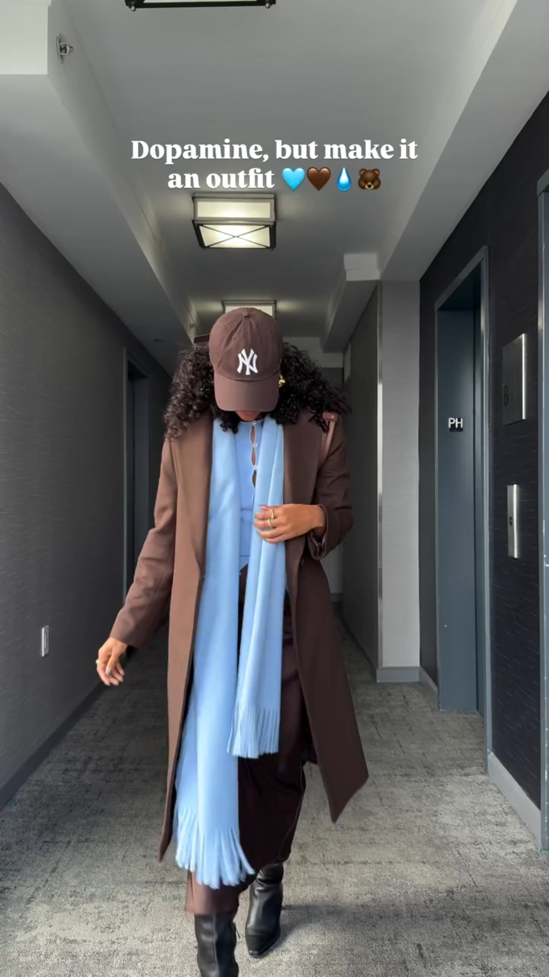 🩵🤎💧🐻 another color combination I love this time of year for a little joy ☺️

#style #ootd #nyc