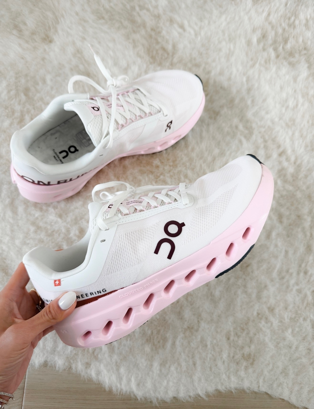 These are the cutest sneakers and so comfortable. I love the pink detail for spring, they add just enough color while still going with everything.

on cloud sneakers, pink sneakers, comfy sneakers, everyday sneakers, spring shoes, walking shoes, casual style, athleisure outfit, travel shoes, annabrstyle

#LTKSeasonal #LTKootd #LTKActive