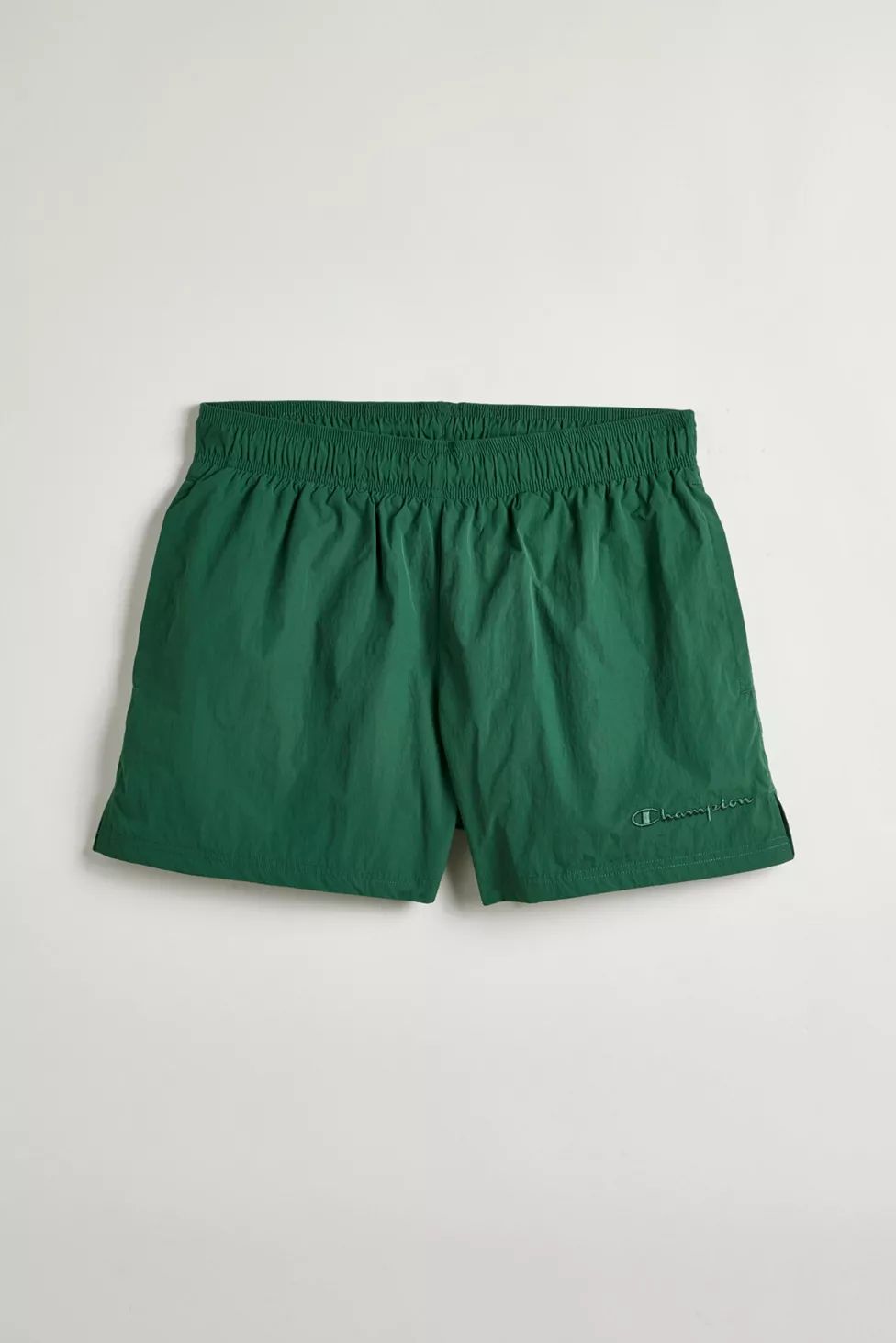 Champion UO Exclusive Woven Taslan 3” Short | Urban Outfitters (US and RoW)