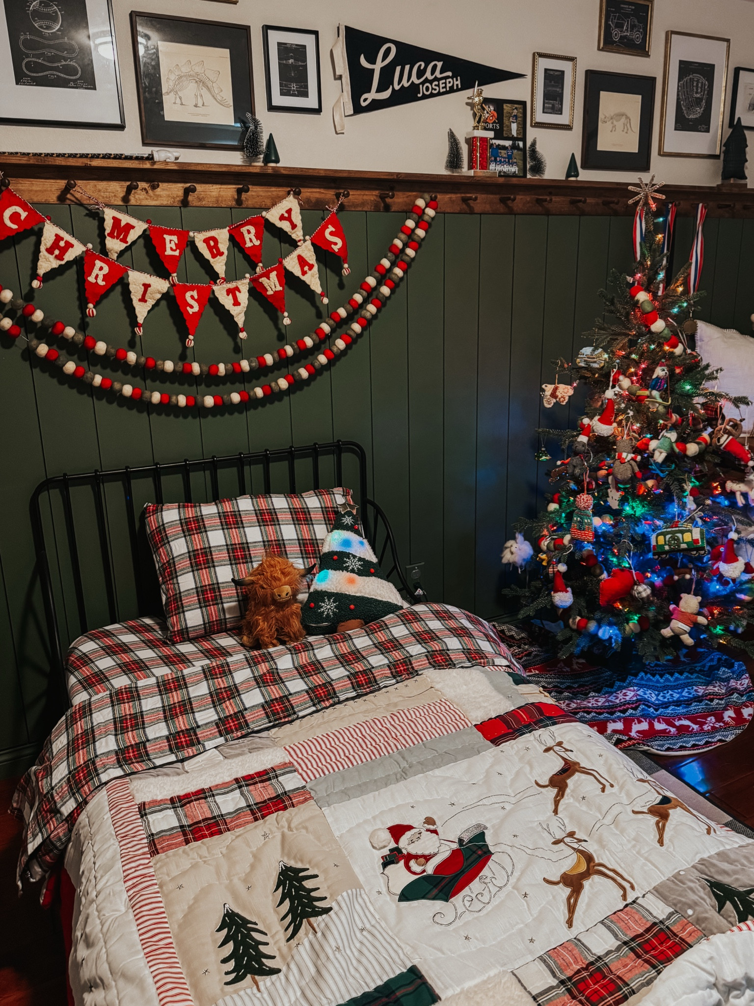 It’s a 90s Christmas for my son’s room  

#LTKSaleAlert #LTKHoliday #LTKKids