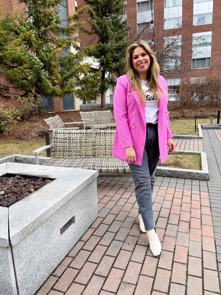 Pink has always been my favorite color but I don’t wear it very often! I think I need to start adding it to my go to colors rotation! 🌸💕💗

#LTKSeasonal #LTKworkwear