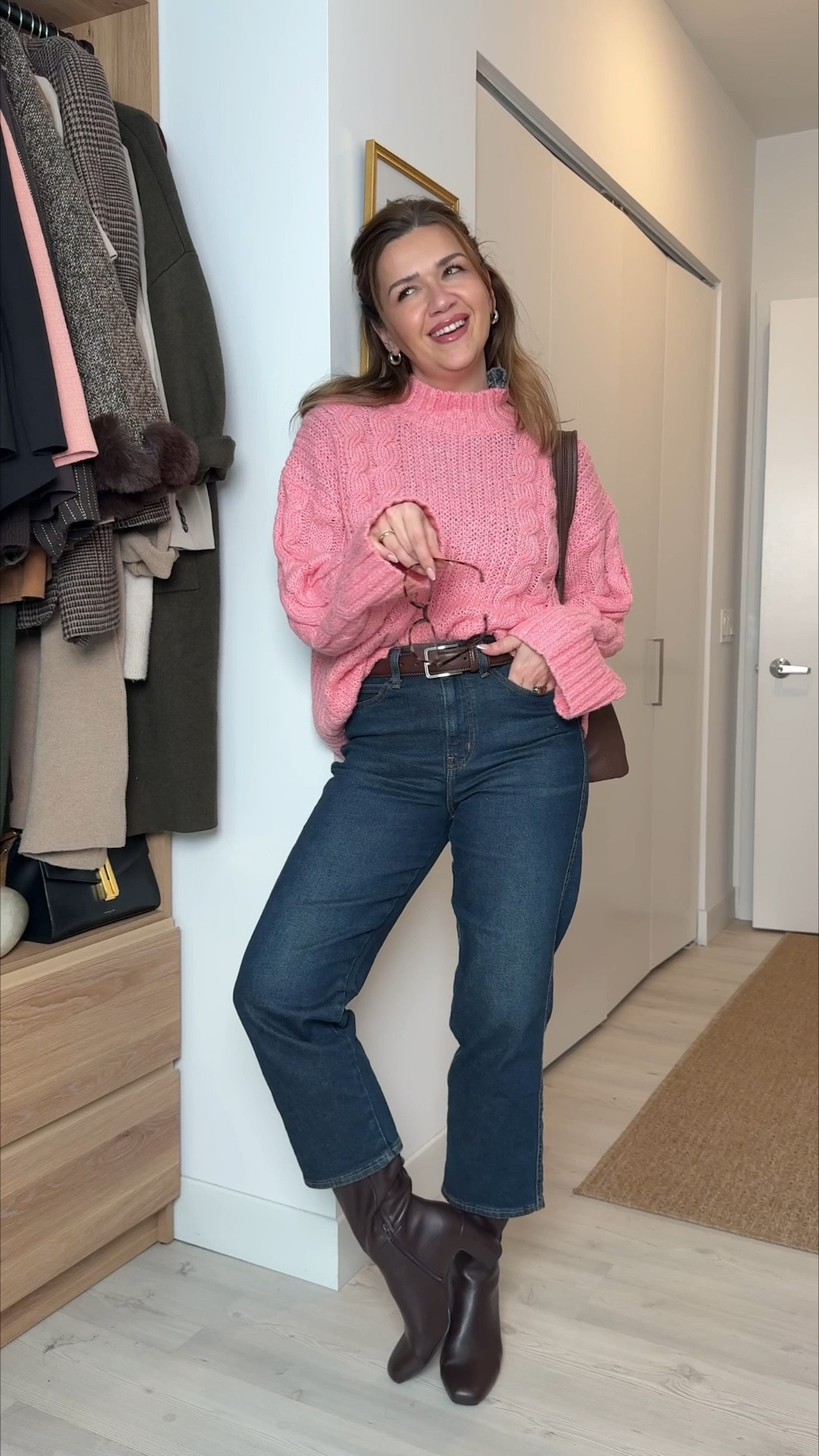 Kicking the year off with my Outfits under $200” Series 🤍🥰

Sometimes it can seem like only people who have a lot of money to spend get access to fashion, so I really wanted to start this series to show you that style is accessible at any price point 🫶🏼✨

Base: 
Jeans | 6 true to size 
Top | Small true to size, stretchy!
Shoes | 8.5 true to size

Pink sweater M runs oversized 
Striped Sweater L runs true to size, but I wanted it oversized for layering so I got a large

#LTKgrwm #LTKWorkwear #LTKFindsUnder50