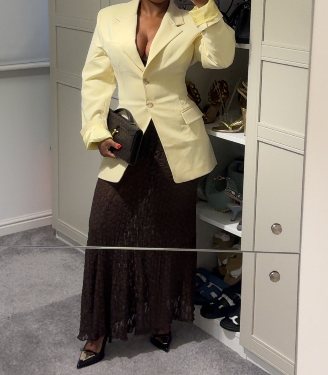 Blazer and skirt 
Cinched blazer 
Maxi skirt 
Lace maxi skirt 

#LTKdatenight #LTKfestive #LTKeurope