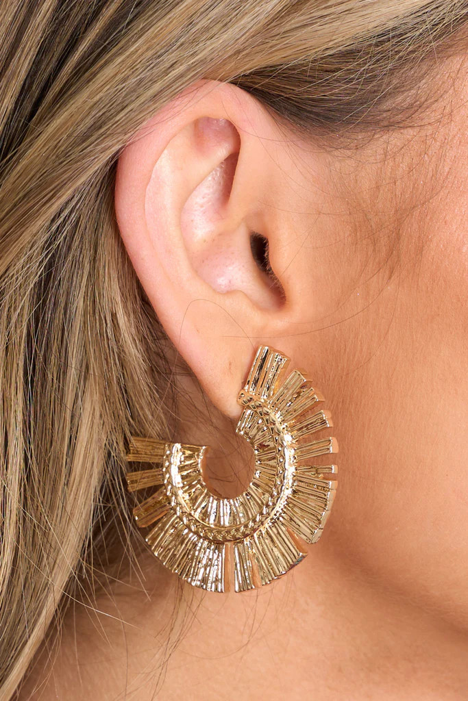 Stun Like Me Gold Earrings | Red Dress 