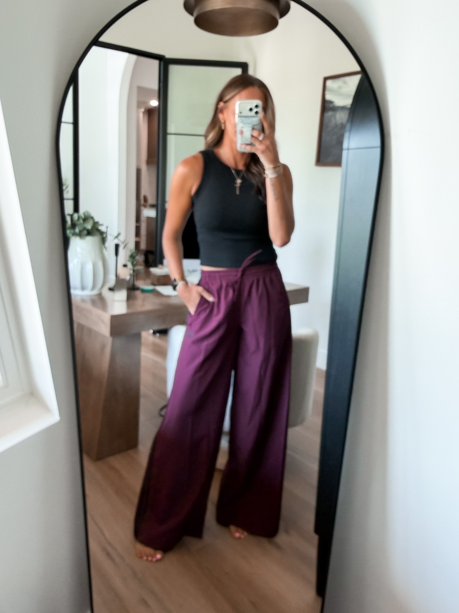Tank-small
Wide leg pants-small