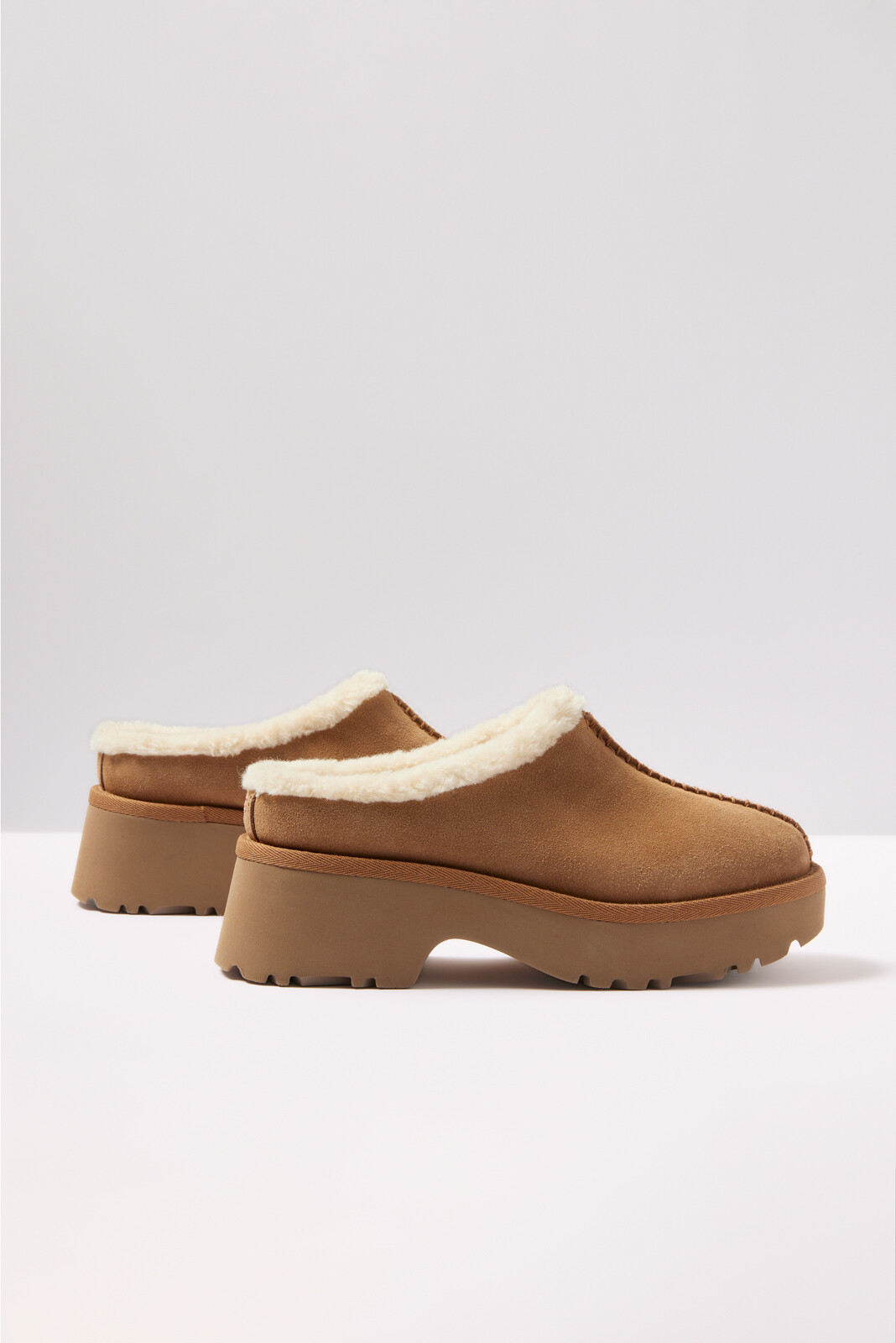 New Heights Cozy Clog | Evereve