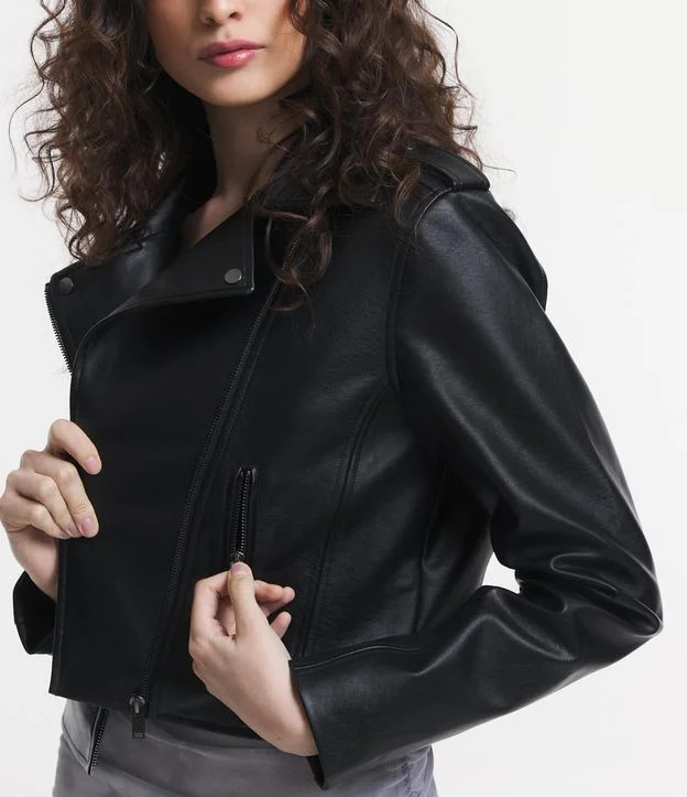 Jaqueta Cropped Básica em Pu com Zíper Frontal Preto | Renner (BR)