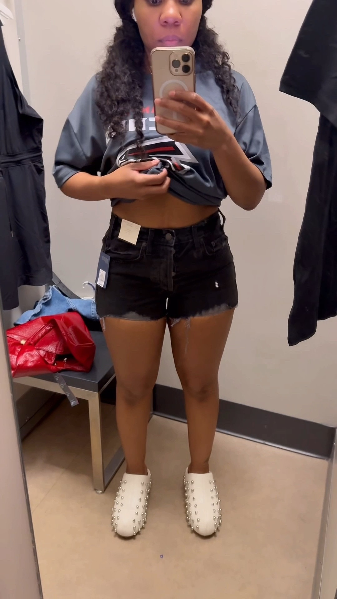 Although all of these were cute, only 2 made the cut! I left with the burgundy pants and the dark blue shorts 😆

I’m wearing a size 6 

@Target #TargetFinds #affordablefashion

#LTKgrwm #LTKootd #LTKselfcare