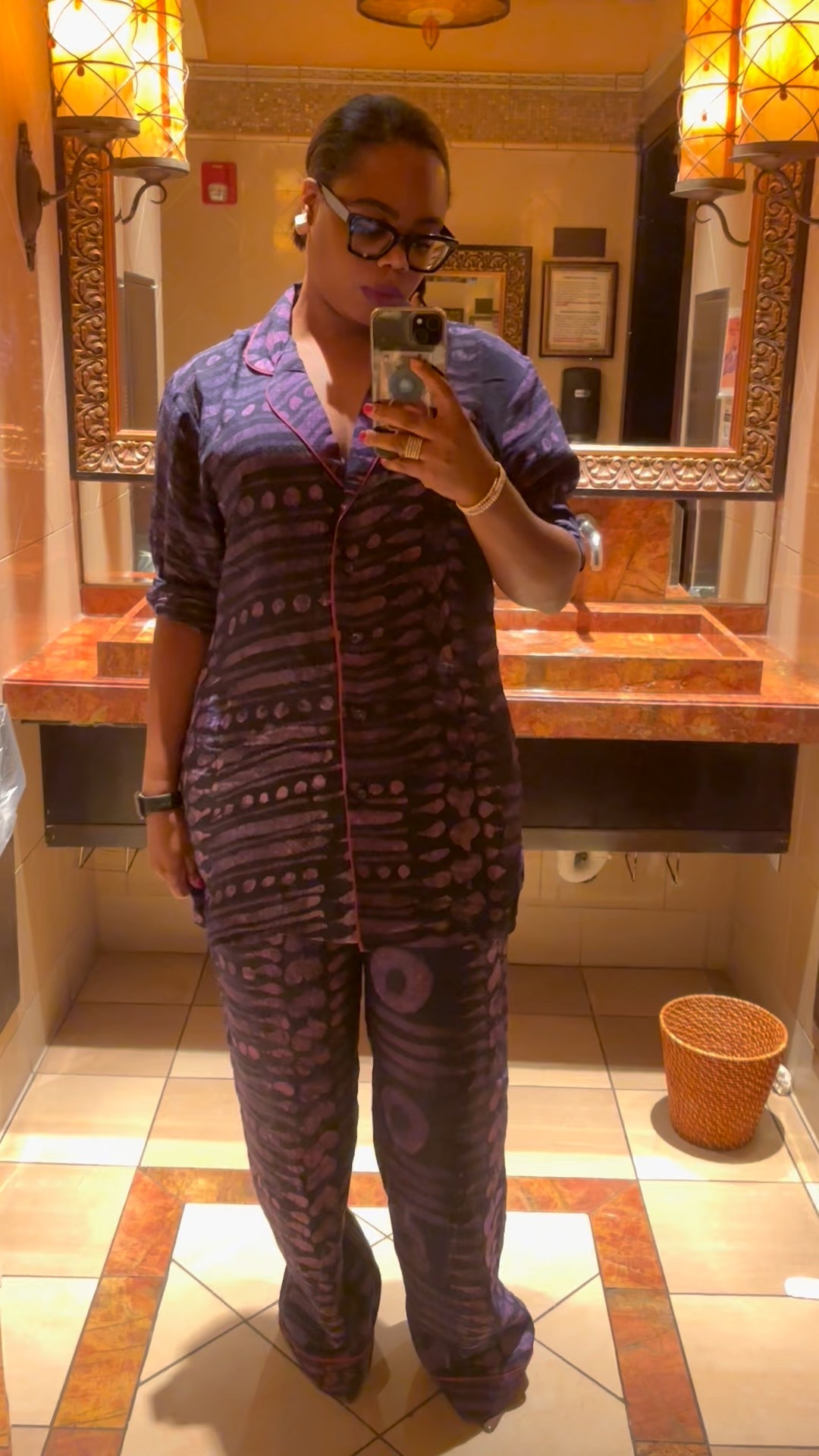 Loving this PJ set… So comfy and stylish 💜🍇🪻

#LTKStyleTip #LTKBeauty #LTKMidsize