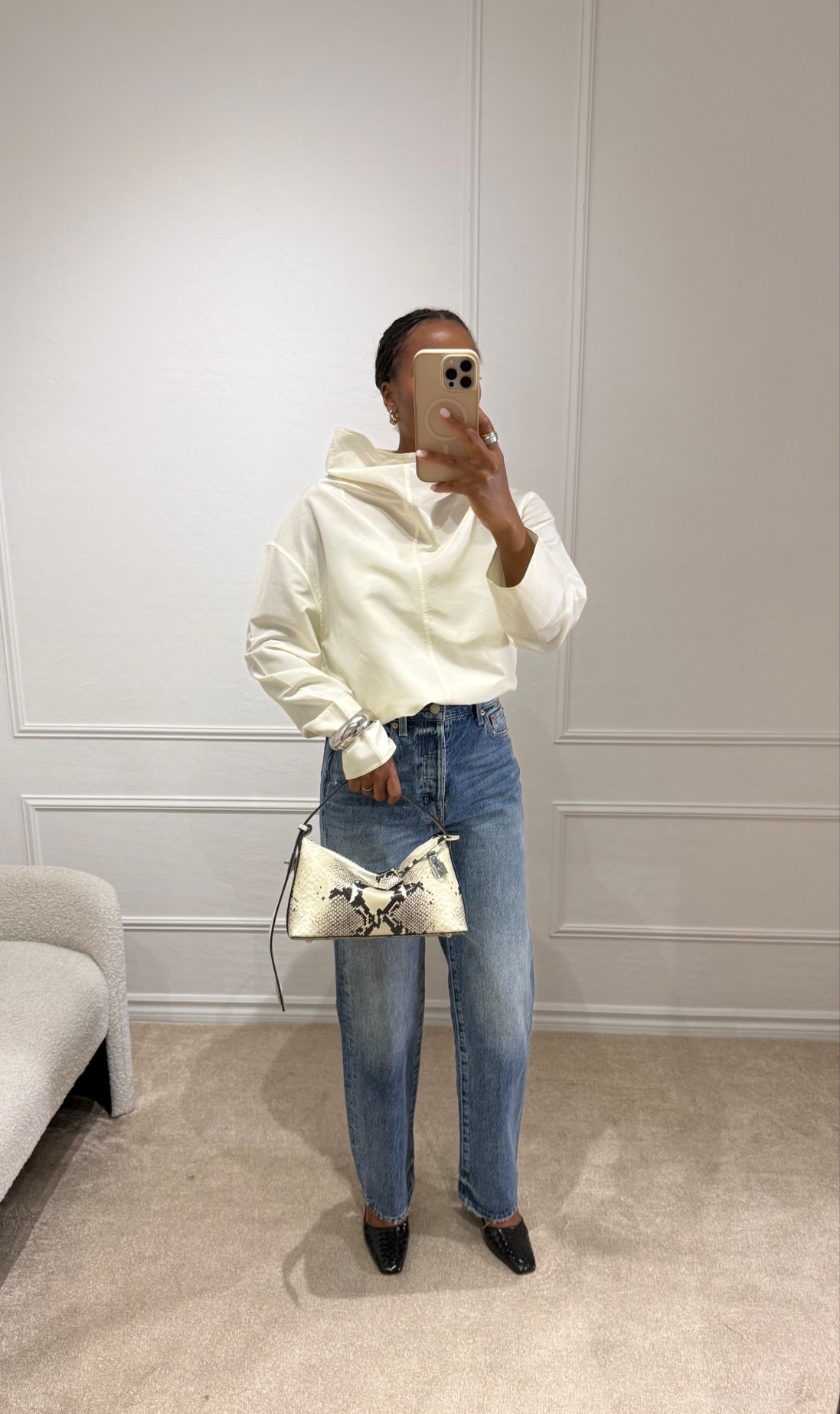 Jeans and a nice top. Spring outfit idea

#LTKWorkwear #LTKootd