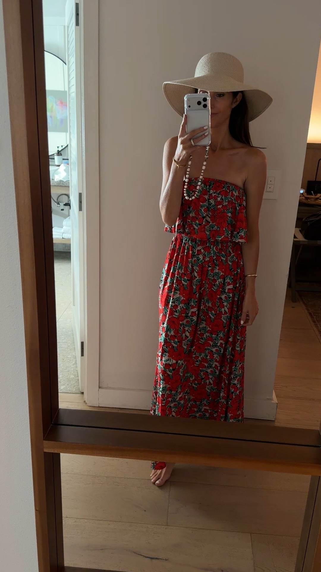 This is one of my favorite dresses that I packed for vacation! I’m just shy of 5-7” wearing the size small #stylinbyaylin #dress #amazon 



#LTKootd #LTKTravel #LTKSeasonal