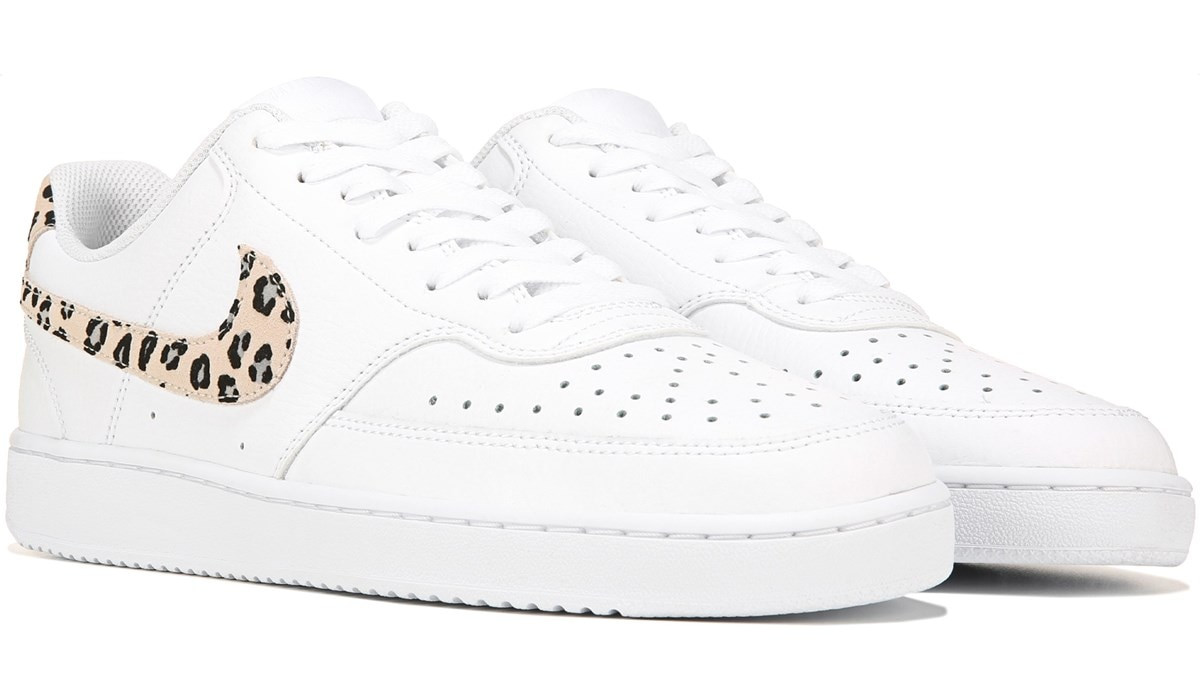 Nike | Famous Footwear