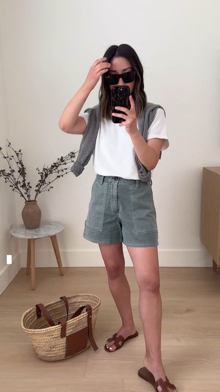 Gap Carpenter shorts. These are great. Like some of the best I have in this style. I sized up. Green color is a little more blue than I like but comes in multiple colors. On major sale! 

Everlane tee medium
Gap shorts 2
Hermes Oran sandals 35
Loewe tote medium
J.crew sweater xs
Celine sunglasses  


#LTKShoeCrush #LTKSaleAlert #LTKFindsUnder50