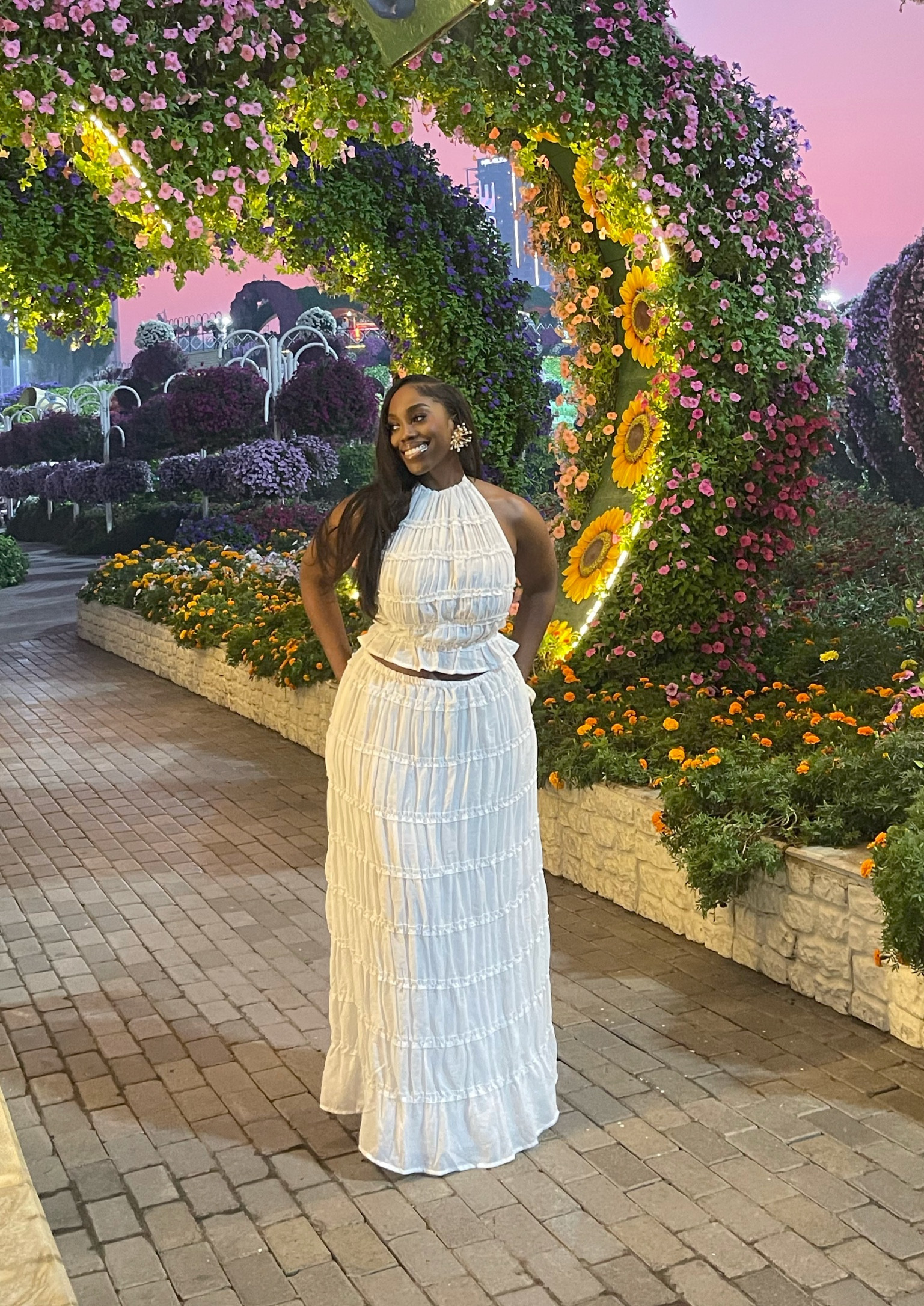 Dubai Day One 🇦🇪 vacation style 

#LTKtravel #LTKstyletip #LTKmidsize